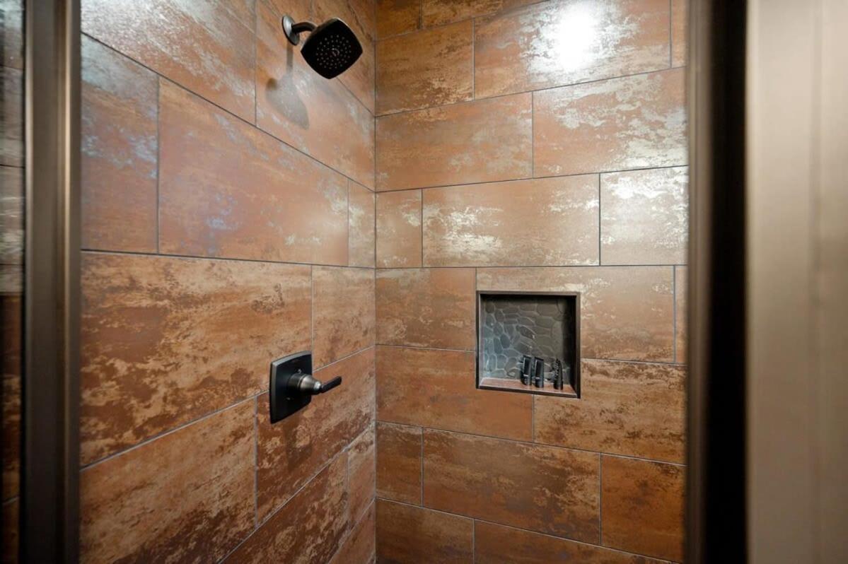 Hébergement de vacances New W Hot Tub + Views Sleeps 12 Broken Bow
